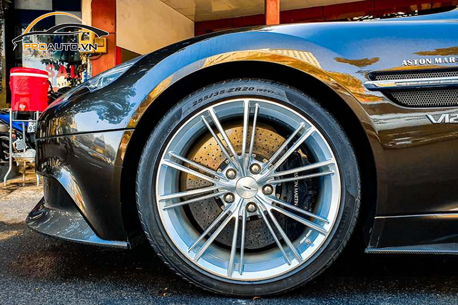 Mẫu mâm xe Aston Martin Vanquish phổ biến nhất