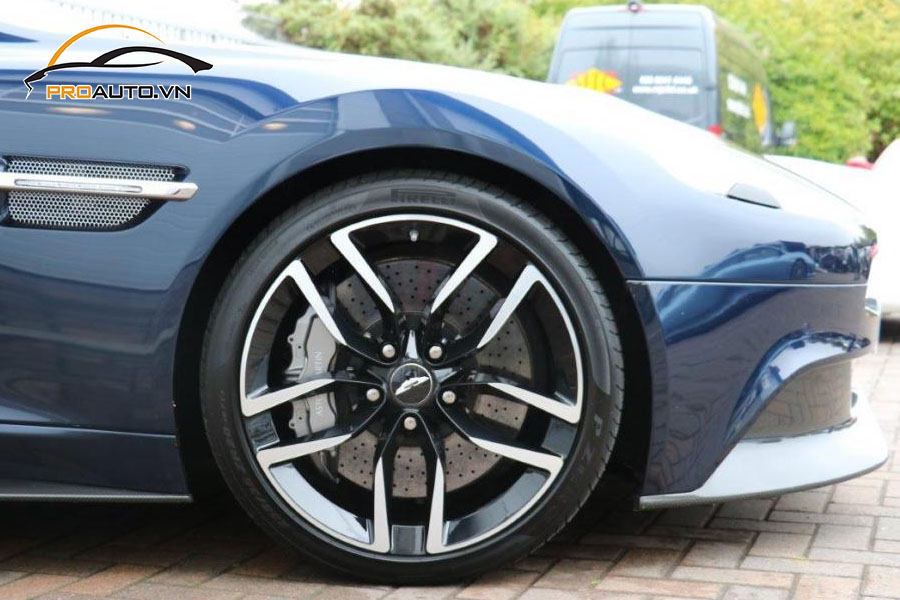 Các kiểu độ mâm xe Aston Martin Vanquish