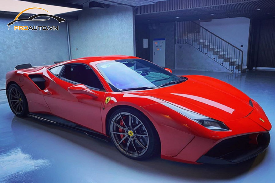 Do mam FERRARI 488 GTB Hinh 7
