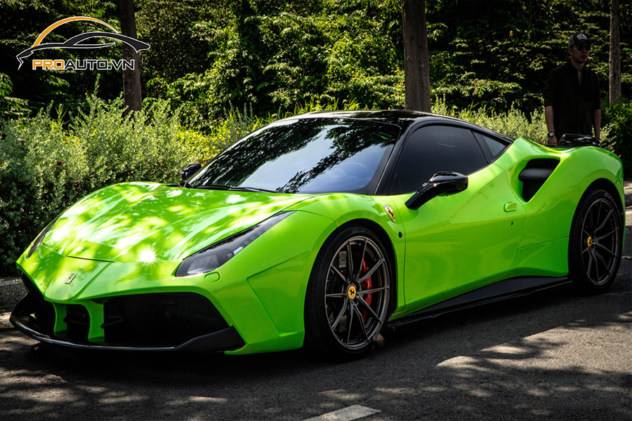 Do mam FERRARI 488 GTB Hinh 8