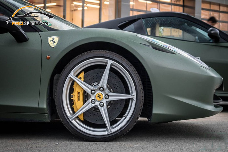 Do mam FERRARI 812 GTS Hinh 7