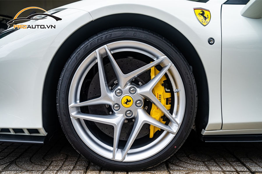 Do mam FERRARI 812 GTS Hinh 9