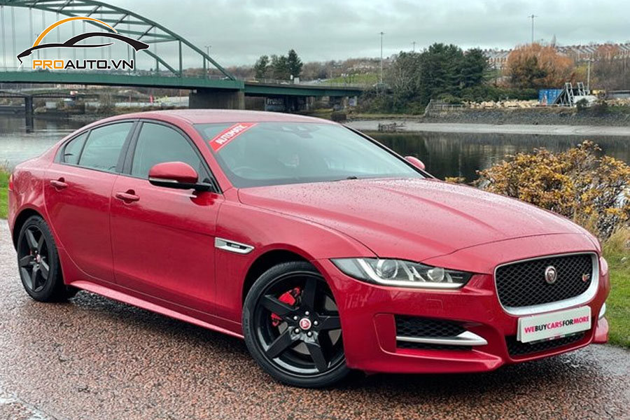 Độ mâm xe Jaguar XE phong cách thể thao mạnh mẽ