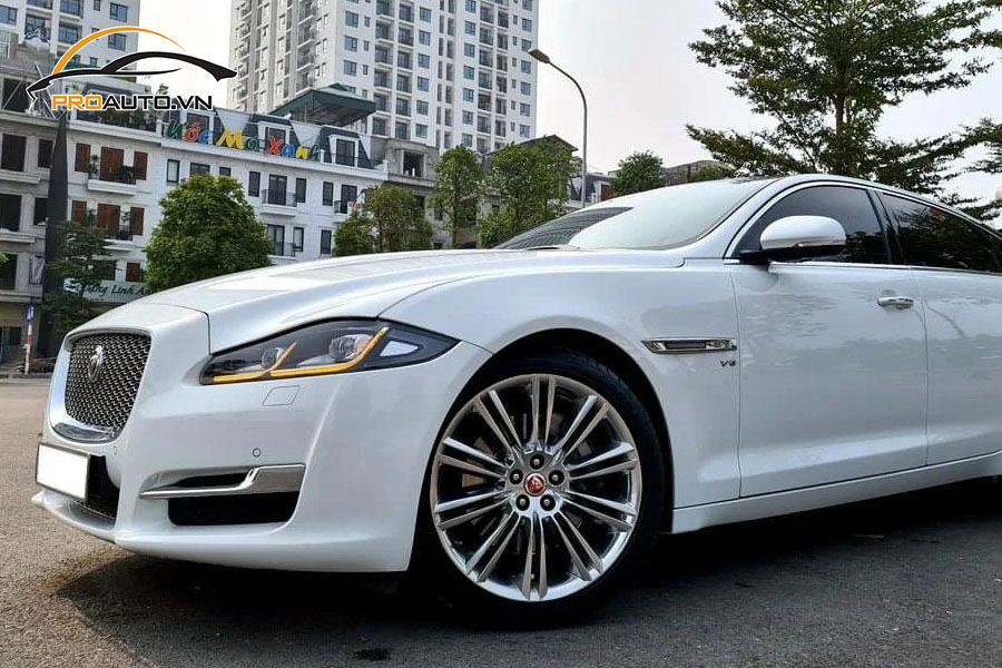 Độ mâm xe Jaguar XJ sai cách dẫn đến những hệ lụy khó lường