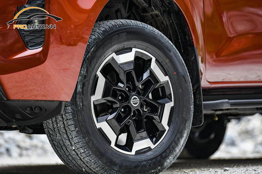 Do mam NISAN Navara Hinh 9