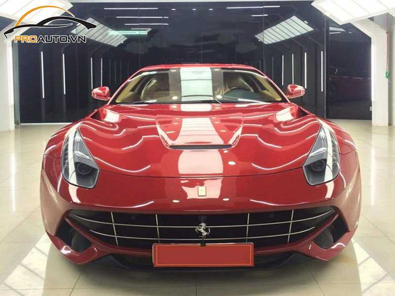 Phủ ceramic xe Hyundai Genesis