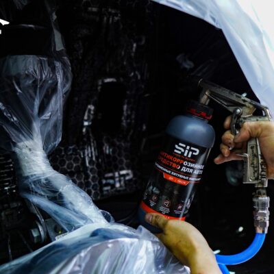 Thi công xịt phủ gầm hốc bánh xe ô tô