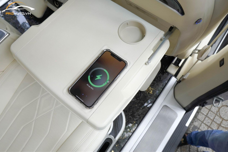 Bàn làm việc chỉnh điện, chỉnh cơ cho xe Kia Carnival