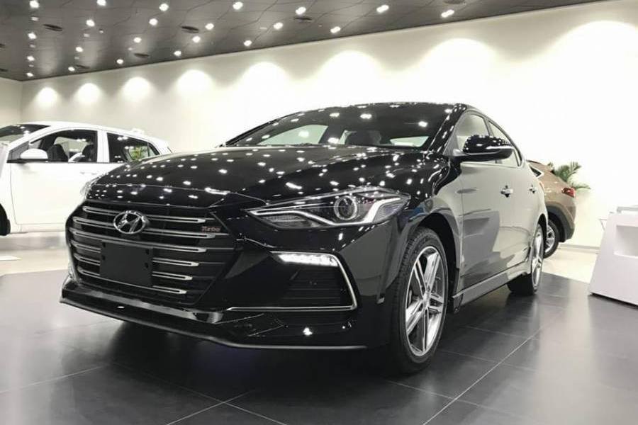 Phủ ceramic xe Hyundai Elantra