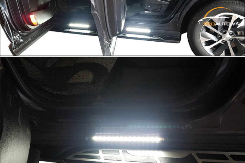 Bệ bước chân có đèn cho xe Toyota Sienna