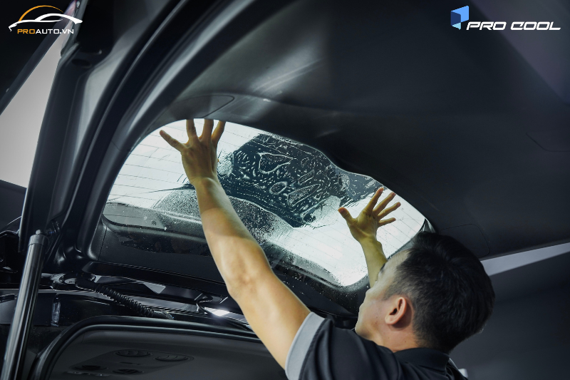 Bí quyết dán phim cách nhiệt xe Mazda 2 chính hãng