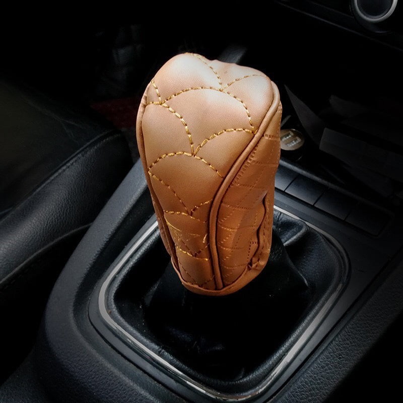 Ôm khít cần số, mang lại cảm giác cầm chắc tay