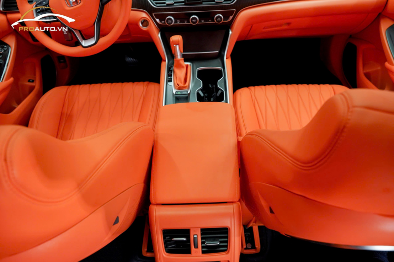 Bọc da con ngựa - Đổi màu nội thất xe Honda Accord