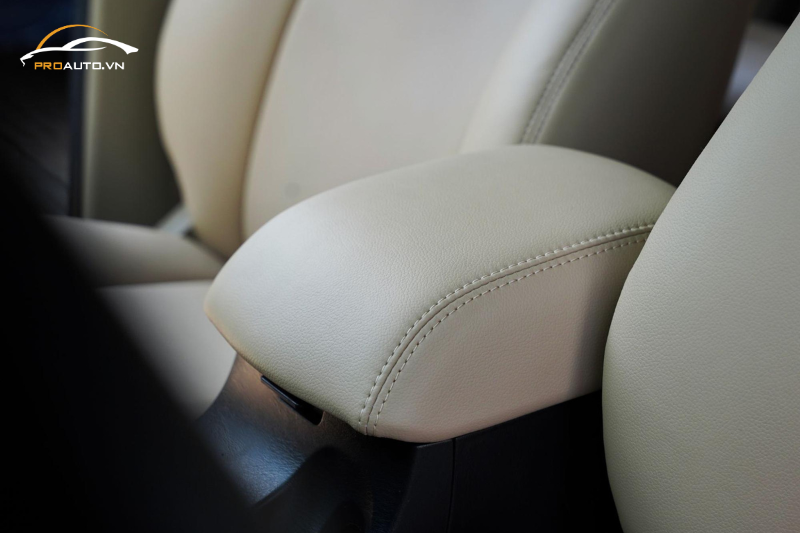Bọc da con ngựa Toyota Prado