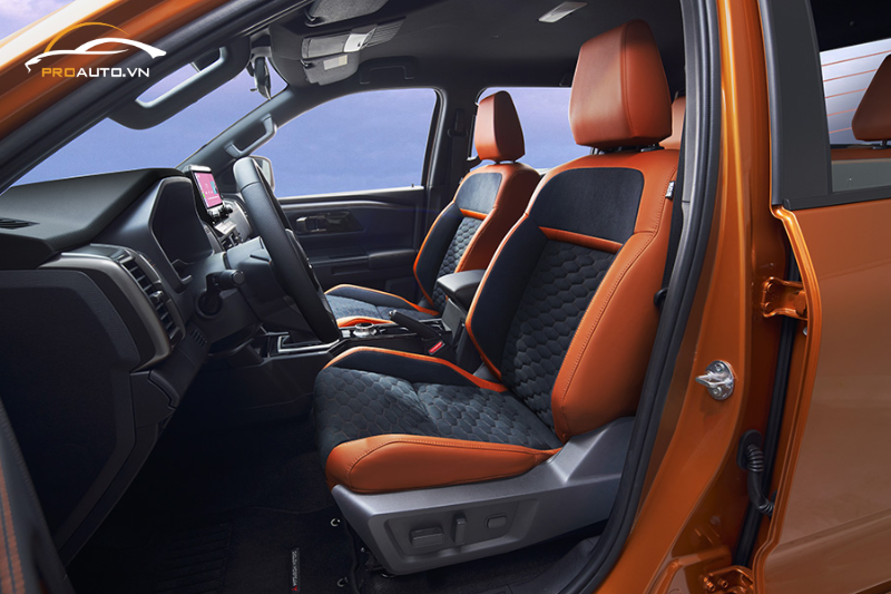 Bọc da đổi màu nội thất xe Mitsubishi Triton