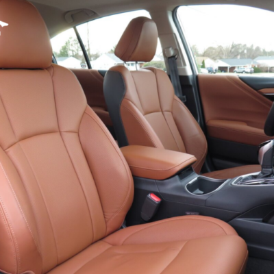 Bọc da đổi màu nội thất xe Subaru Legacy