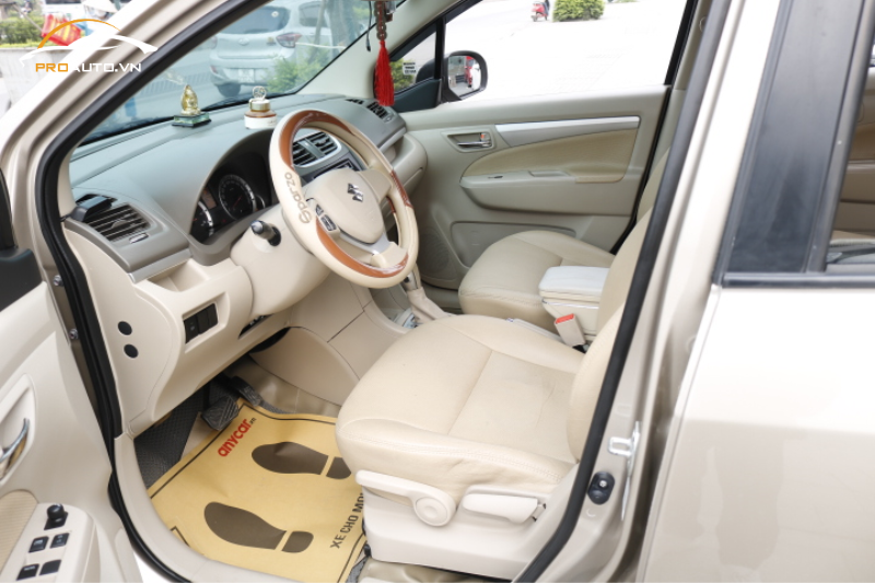 Bọc da đổi màu nội thất xe Suzuki Ertiga