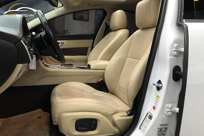 Bọc da ghế xe Jaguar XF