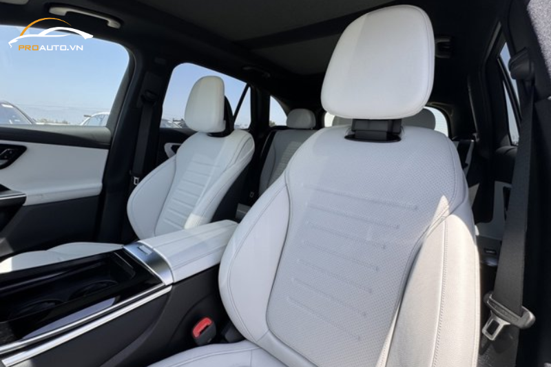 Bọc da ghế xe Mercedes GLC 300