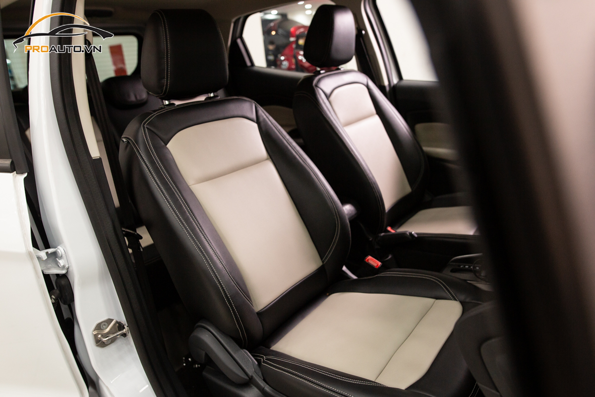 Bọc ghế da xe Camry kiểu phối màu