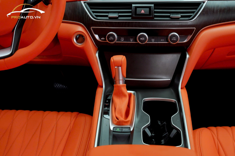 Bọc da nắp cần số xe Honda Accord