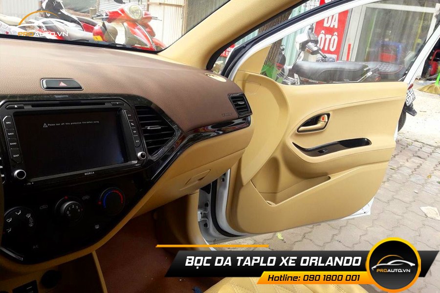 Bọc da taplo xe Orlando