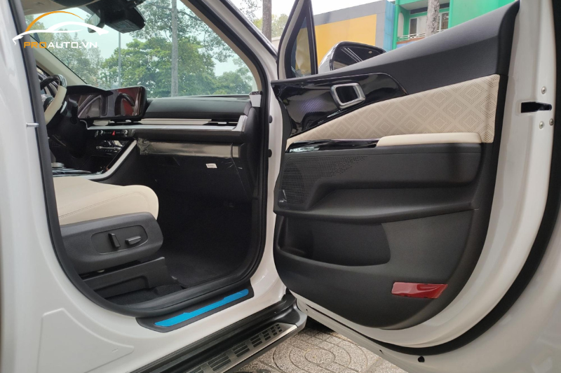 Bọc da tapi cửa xe Chevrolet Spark