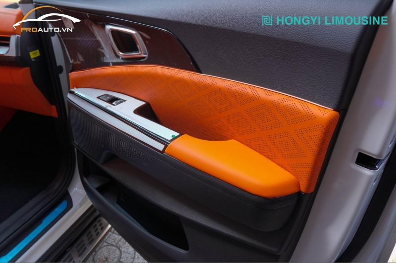 Bọc da tapi cửa xe Chevrolet Trailblazer