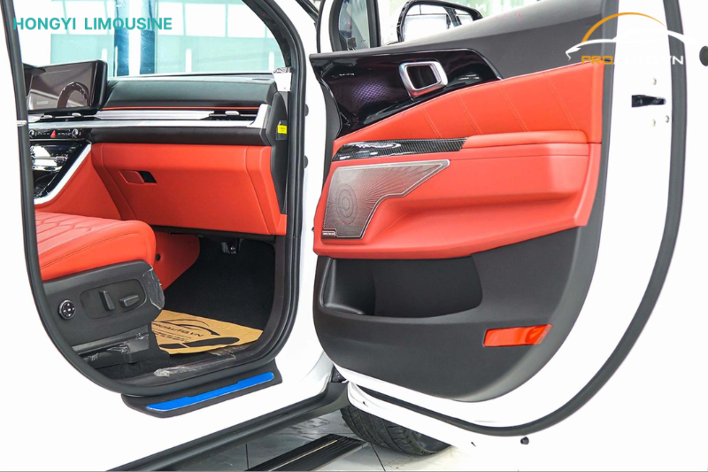 Bọc da tapi cửa xe Kia Carnival