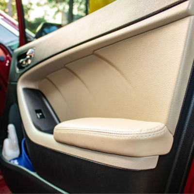 Bọc da tapi cửa xe Kia Cerato