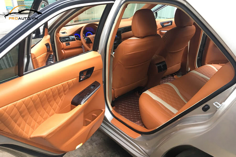 Bọc da tapi cửa xe Kia Optima