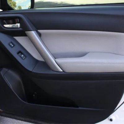 Bọc da tapi cửa xe Subaru Forester