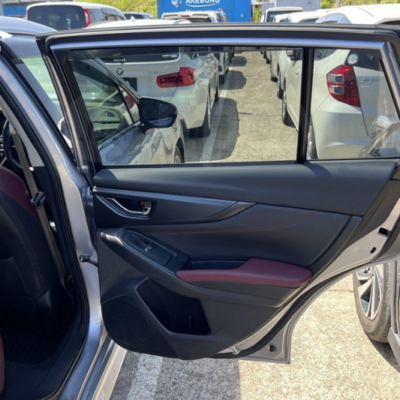 Bọc da tapi cửa xe Subaru Levorg