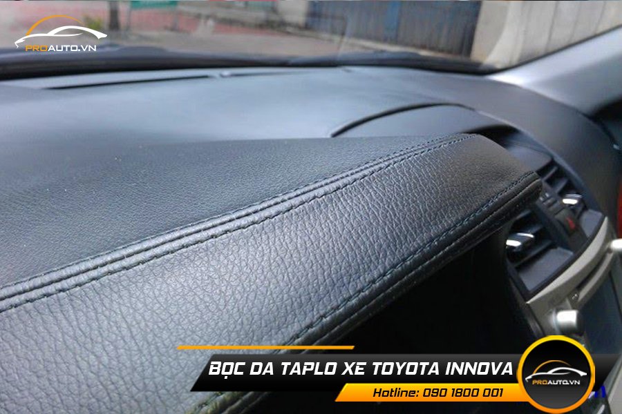 Bọc da taplo xe Innova