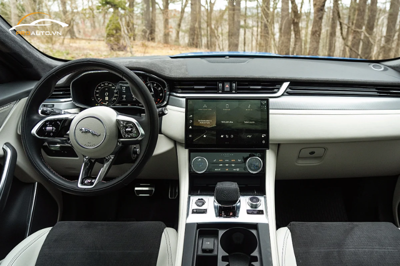 Bọc da taplo xe Jaguar F-Pace