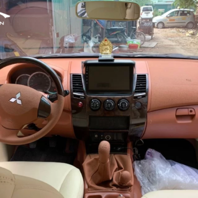 Bọc da taplo xe Mitsubishi Pajero