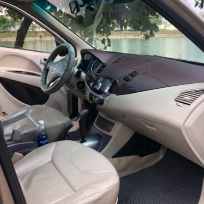 Bọc da taplo xe Mitsubishi Zinger