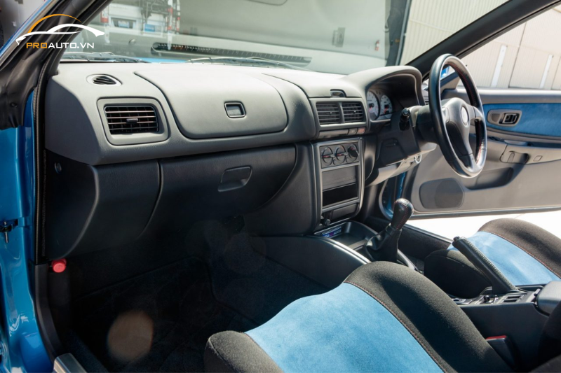 Bọc da taplo xe Subaru WRX