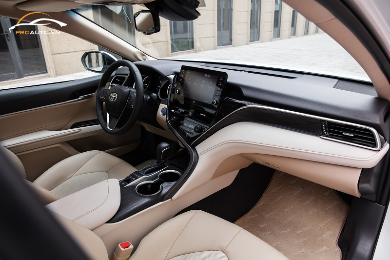 Bọc da taplo xe Toyota Camry