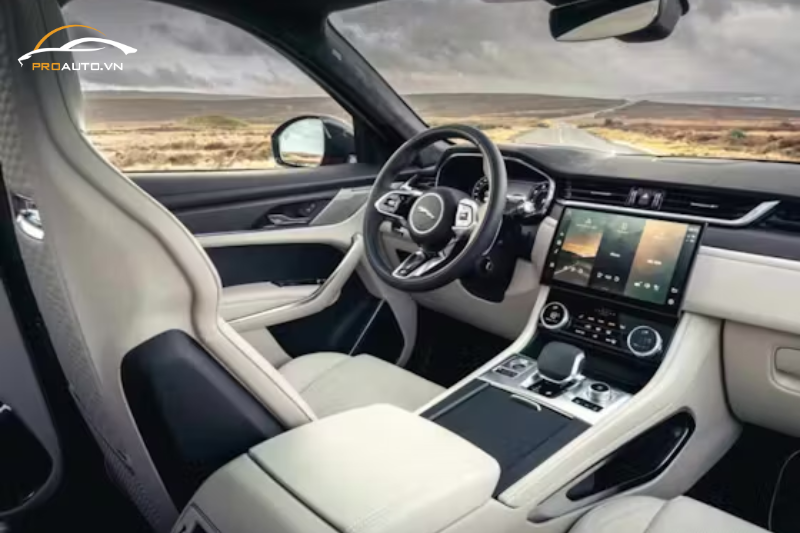 Bọc da thân con ngựa xe Jaguar F-Pace