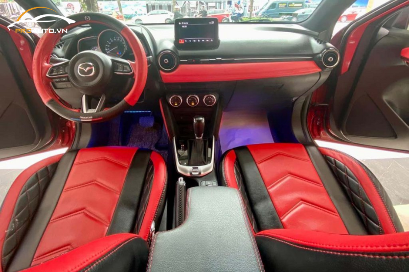 Bọc da thân con ngựa xe Mazda 2