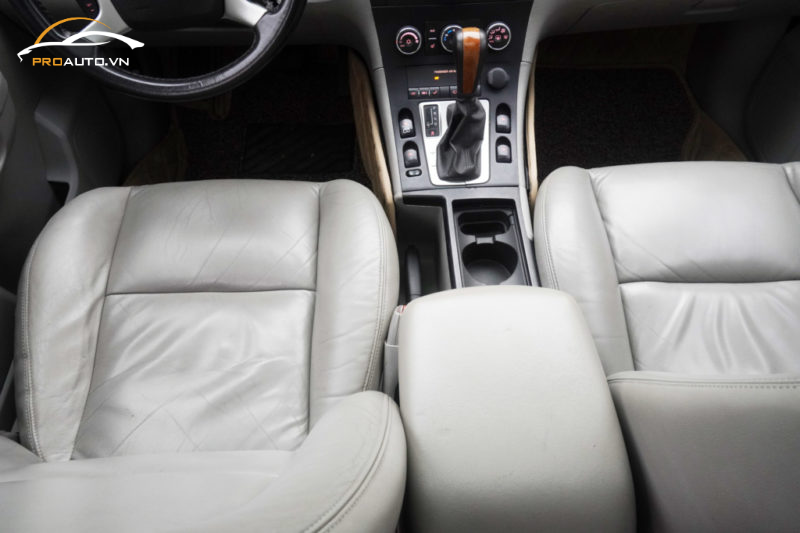 Bọc da thân con ngựa xe Suzuki XL7