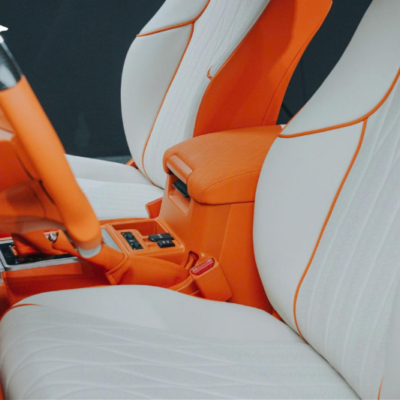 Bọc da thân con ngựa xe Toyota Land Cruiser