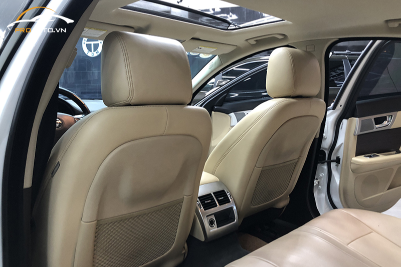 Bọc da trần xe Jaguar XF