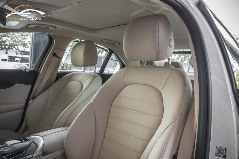 Bọc da trần xe Mercedes C-Class