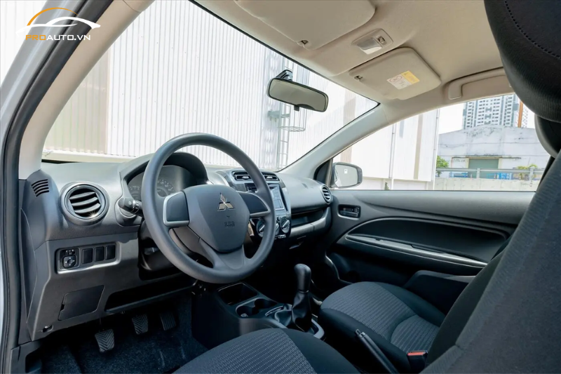 Bọc da trần xe Mitsubishi Attrage