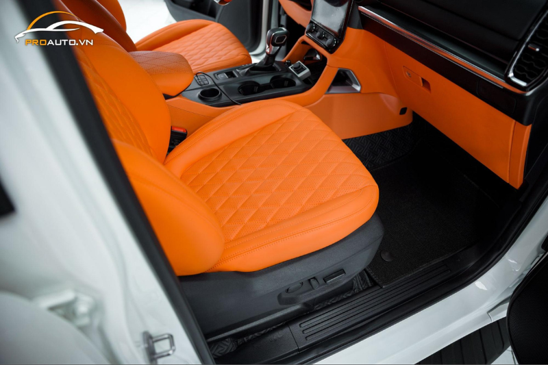 Bọc ghế da xe Ford Everest