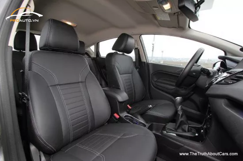 Bọc ghế da xe Ford Fiesta
