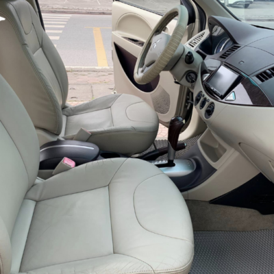 Bọc ghế da xe Mitsubishi Zinger