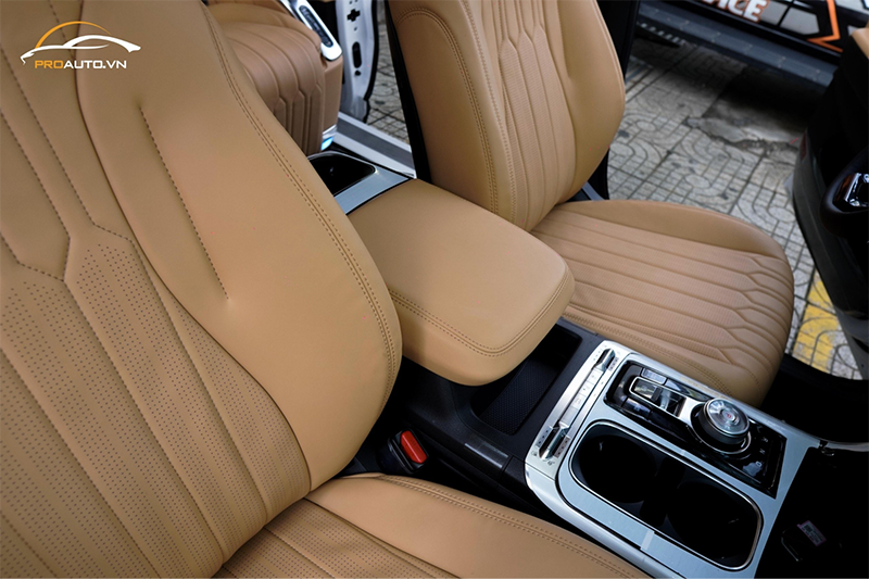 Bọc ghế da xe Porsche Cayenne 2024 